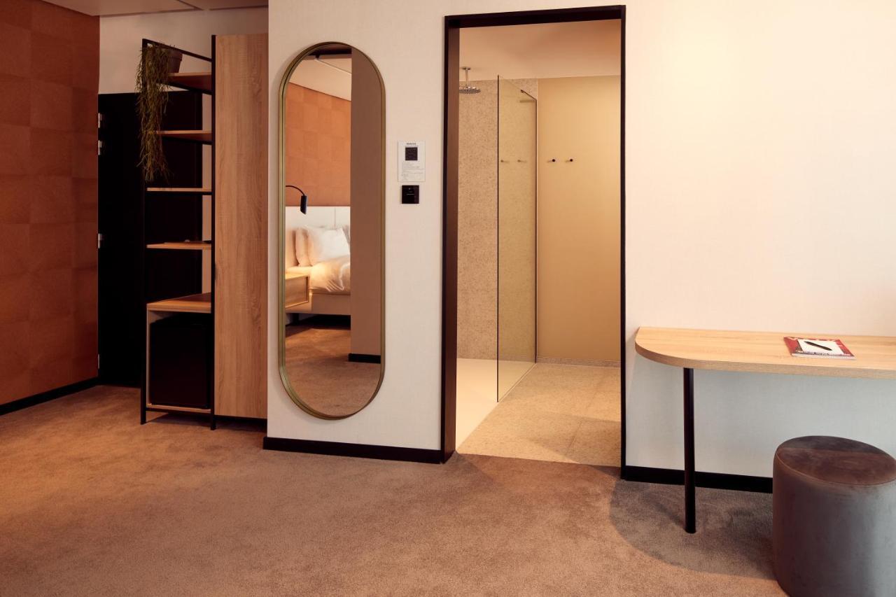 Van Der Valk Hotel Gent Esterno foto