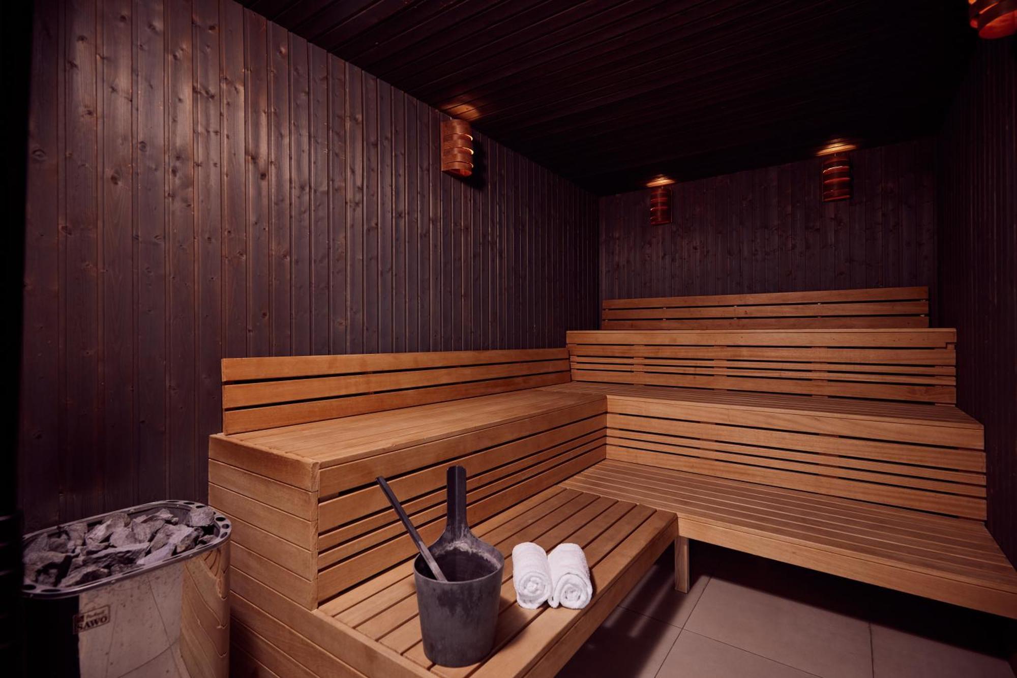 Van Der Valk Hotel Gent Esterno foto
