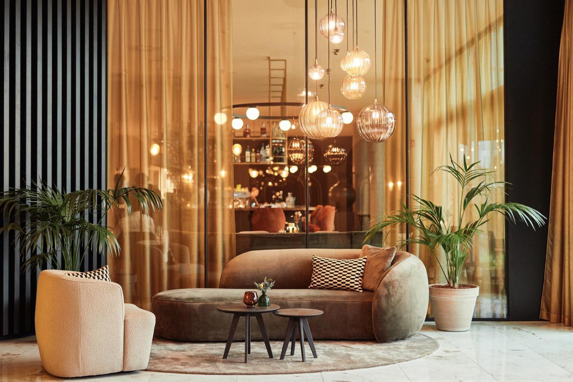 Van Der Valk Hotel Gent Esterno foto