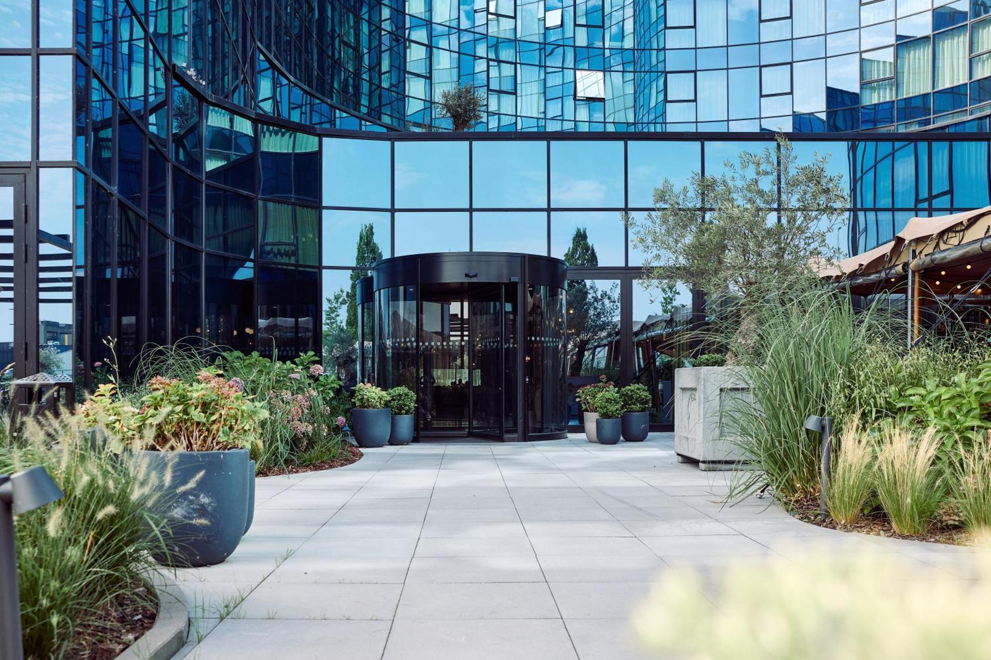 Van Der Valk Hotel Gent Esterno foto